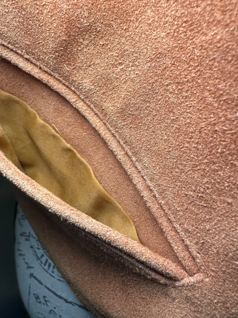 Vintage Tan Leather and Gold Western Style Suede Vest by Katch Me Size Medium - Picture 8 of 12